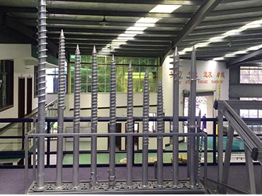 Ứng dụng và mô tả của vít nối đất Kinsend
