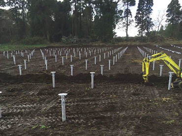 đúc và ứng dụng vít mặt đất xoắn ốc năng lượng mặt trời